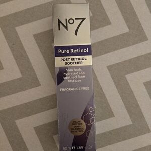 No7 retinol soother
